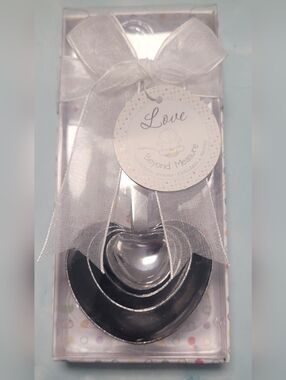 Love Beyond Measure Heart Spoon Set - Silver